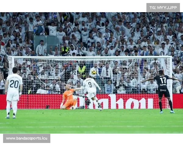 姆巴佩任意球破死角梅开二度助皇马逆转莱加内斯