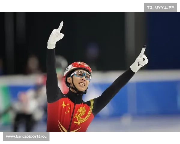 短道速滑选手孙龙突破极限展现绝杀瞬间成就中国龙传奇