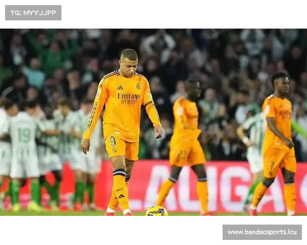 NBA总决赛争议判罚引发热议 姆巴佩强烈表达不满情绪 NBA总决赛争议判罚引发热议 姆巴佩强烈表达不满情绪