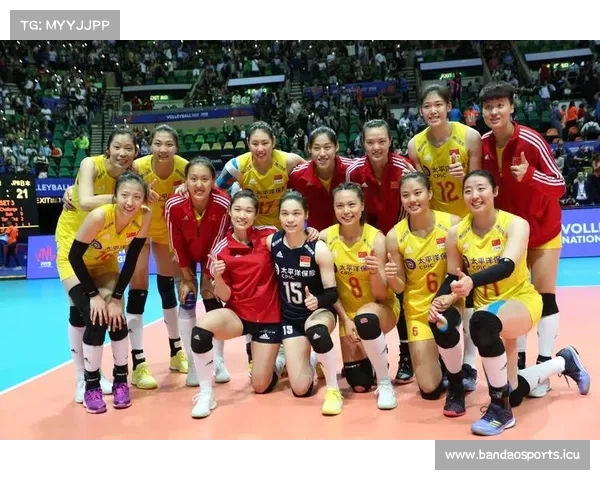 中国女排关键时刻挺身而出助力队伍绝杀全场展现巾帼英姿